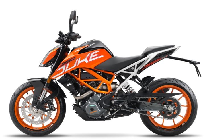 2017年ktm duke 390推出了22.6万卢比!